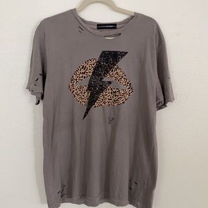 GRAPHIC TSHIRT